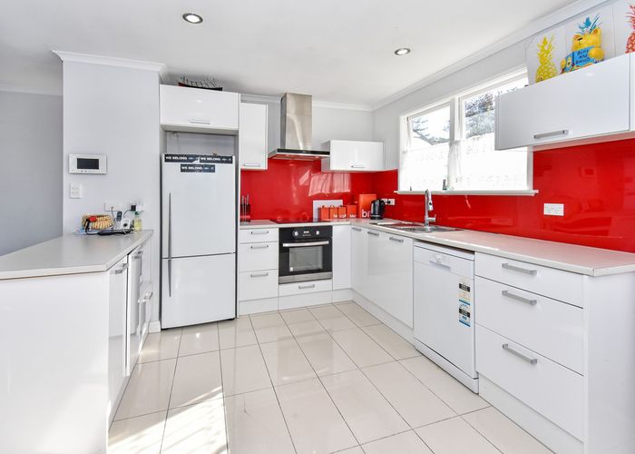  at 24 Catkin Crescent, Papatoetoe, Auckland