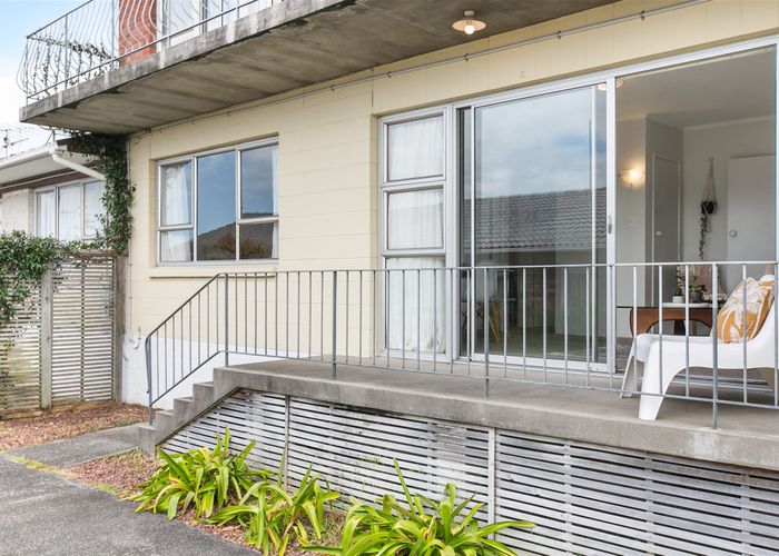  at 2/34 Watea Road, Sandringham, Auckland