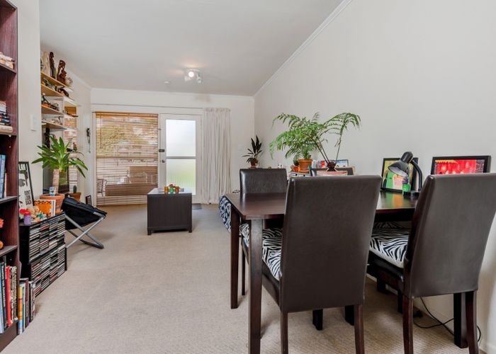  at 8/111 Patteson Avenue, Mission Bay, Auckland