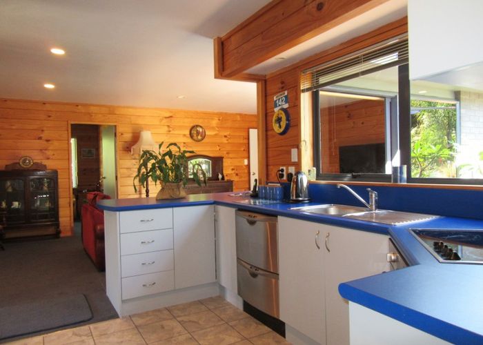  at 25 Ocean Park, Wainui, Gisborne