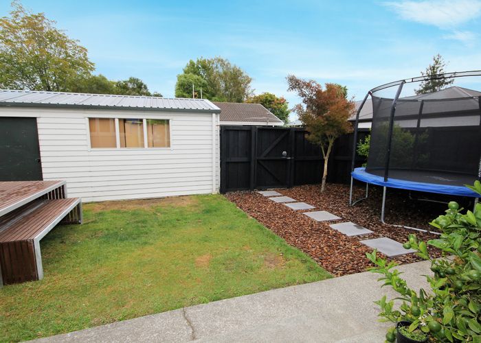  at 1/45 Frankleigh Street, Somerfield, Christchurch