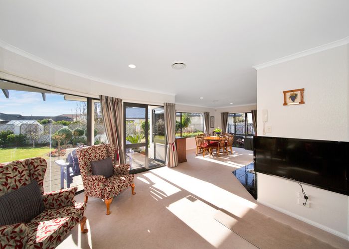  at 12 Taylor Place, Merrilands, New Plymouth