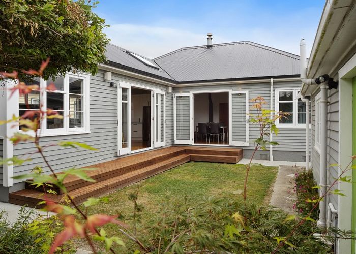 Free property data for 16 Gadsby Street, Avalon, Lower Hutt homes.co.nz