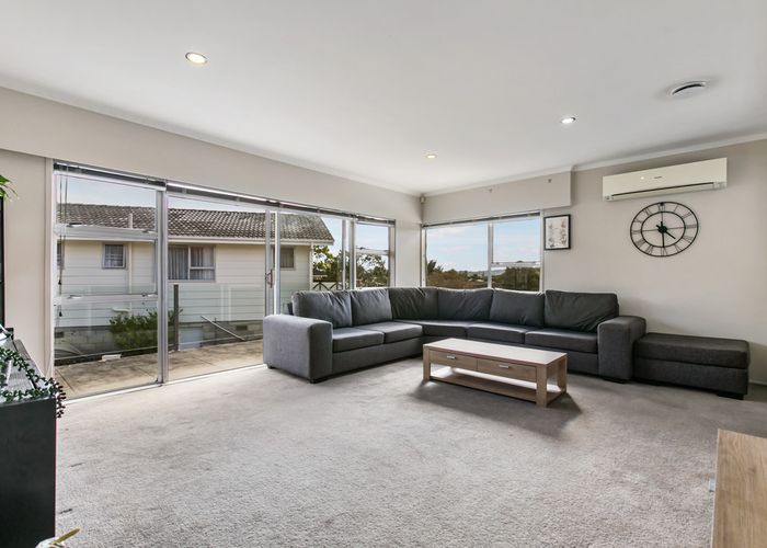  at 86 Taylor Road, Mangere Bridge, Auckland