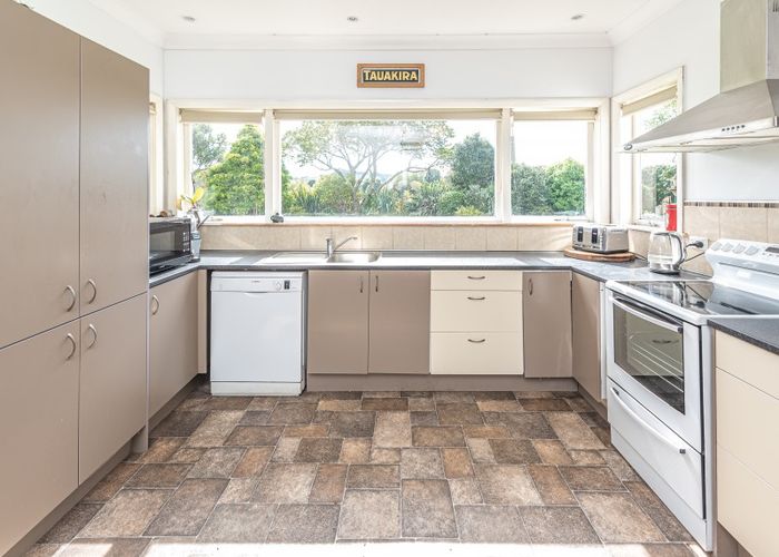  at 140 Riverbank Road, Okoia, Whanganui
