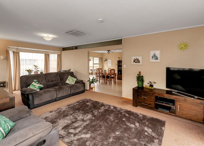  at 13 Cross Street, Regent, Whangarei