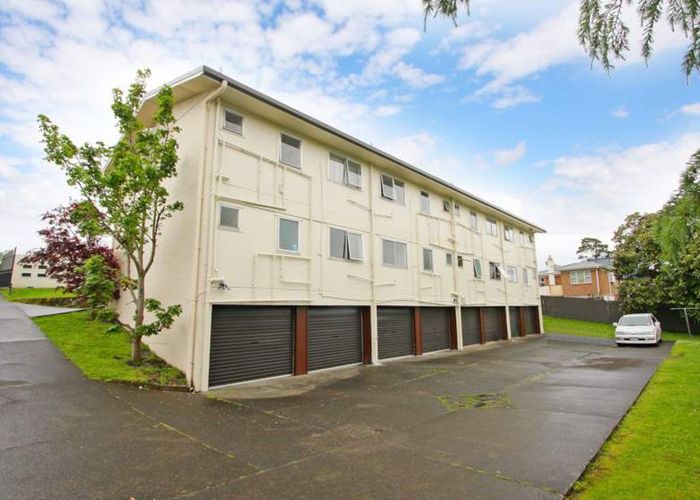  at 2/261 Great South Road, Manurewa, Auckland