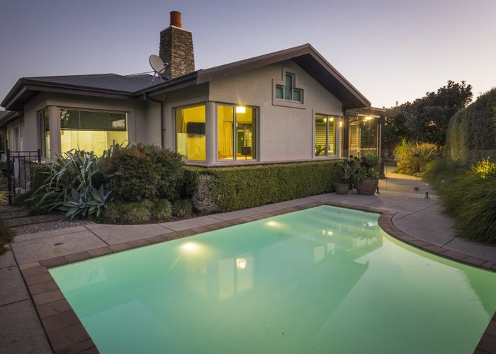  at 5 Riverstone Grove, Hokowhitu, Palmerston North
