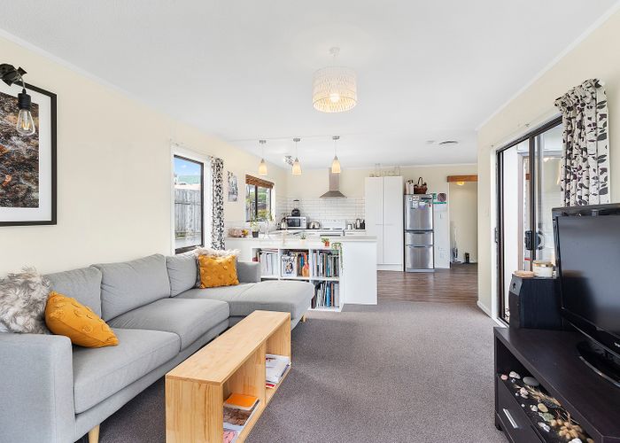 at 5 Rothwell Street, Titahi Bay, Porirua