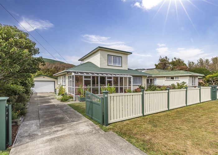  at 12 Findlay Street, Tawa, Wellington