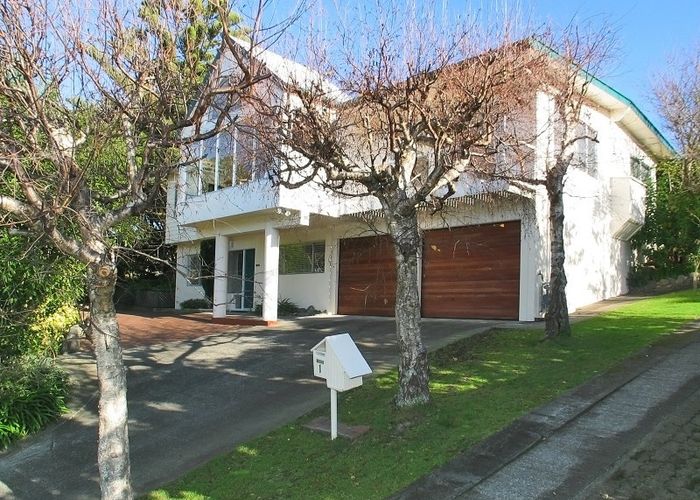  at 1 Seaview Road, Paremata, Porirua