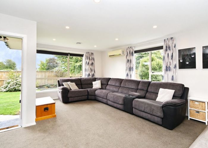  at 21 Tuckers Road, Redwood, Christchurch