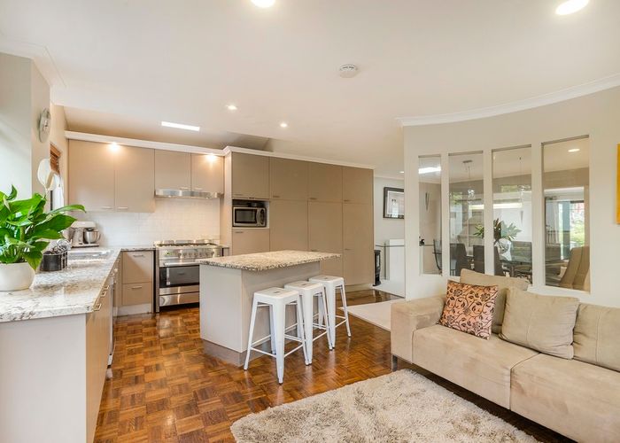  at 2 Rewiti Street, Orakei, Auckland