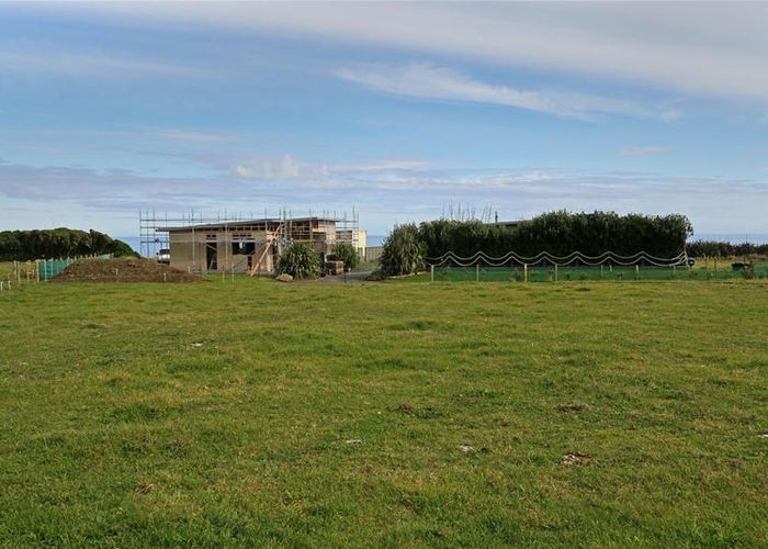  at 305 Tai Road, Ōpunake