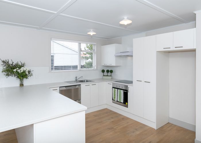  at 8 Robertson Place, Rukuhia, Hamilton