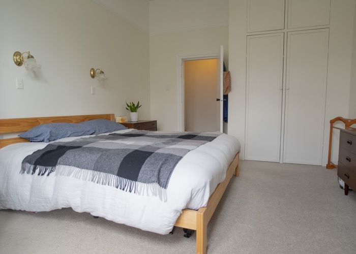 at 56 Stanley Street, Berhampore, Wellington