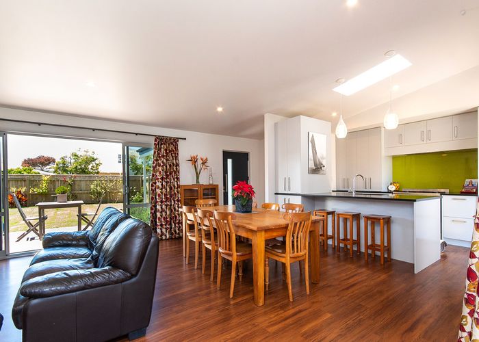  at 6 Gladstone Road, Bluff Hill, Napier