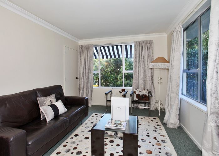  at 2-171/171 Fifield Terrace, Opawa, Christchurch