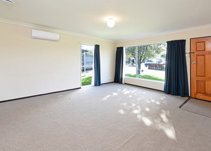  at 1/24 Bertrand Road, Mount Wellington, Auckland