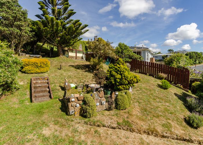  at 20B Bloomsbury Grove, Newlands, Wellington