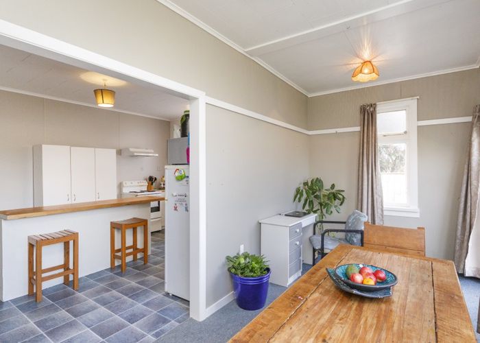  at 4 Perrin Place, Kelvin Grove, Palmerston North