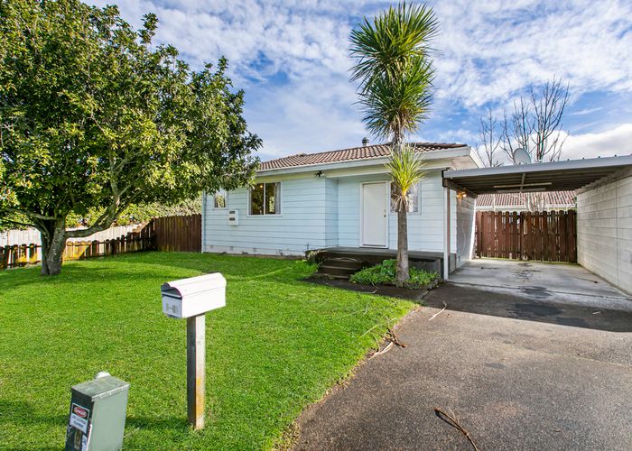  at 2/36 Taitimu Drive, Weymouth, Auckland
