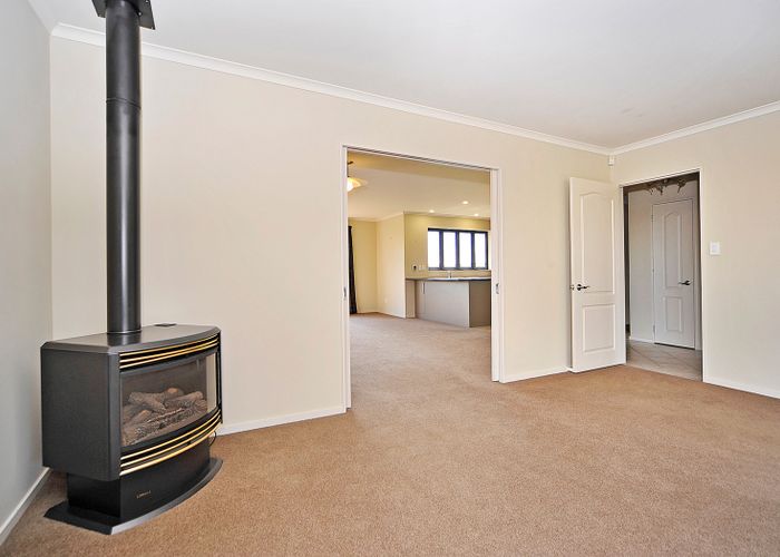  at 2 Boronia Court, Milson, Palmerston North