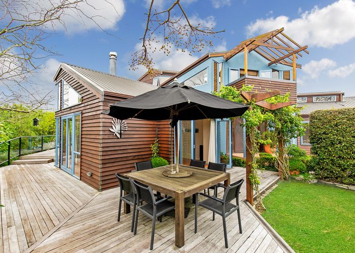 at 15 Ramoana Mews, Shelly Park, Auckland