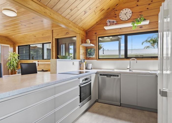  at 6 Lester Heights Drive, Woodhill, Whangarei