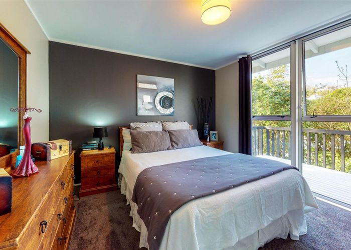  at 4 Westpoint Avenue, Harbour View, Lower Hutt