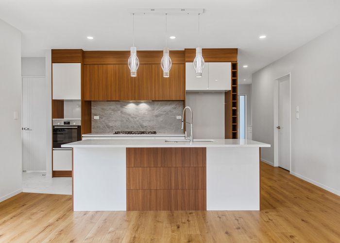  at 44 Twin Parks Rise, Papakura, Papakura