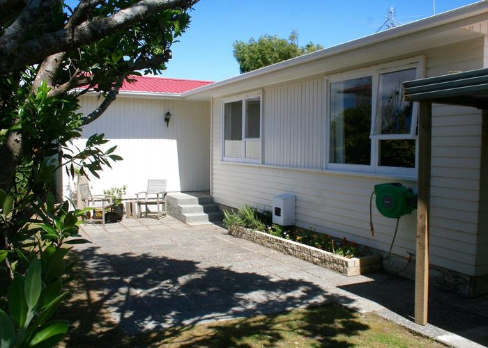  at 57 Oakleigh Street, Maungaraki, Lower Hutt