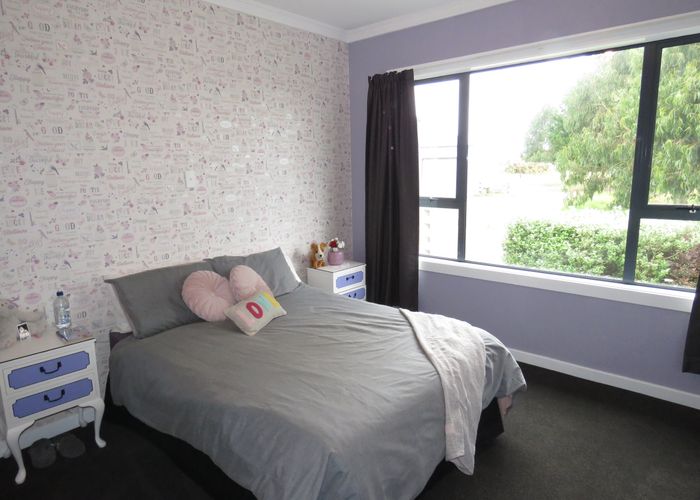  at 149 Avon Road, Clifton, Invercargill