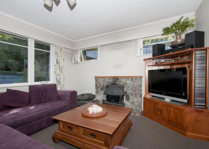  at 107 Thomas Street, Stokes Valley, Lower Hutt