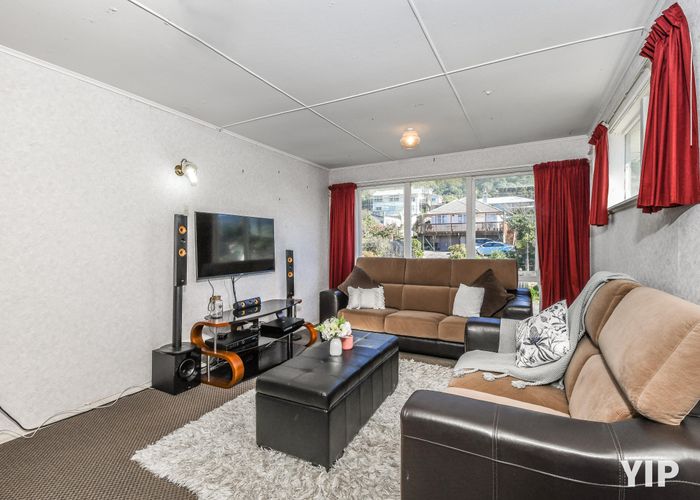  at 3 Aparangi Crescent, Elsdon, Porirua