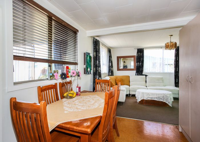  at 12 Maraetai Place, Tuakau