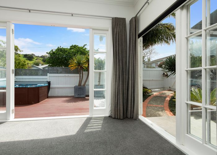  at 26 Highland Road, Mount Albert, Auckland