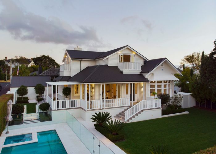  at 22 Bella Vista Road, Herne Bay, Auckland