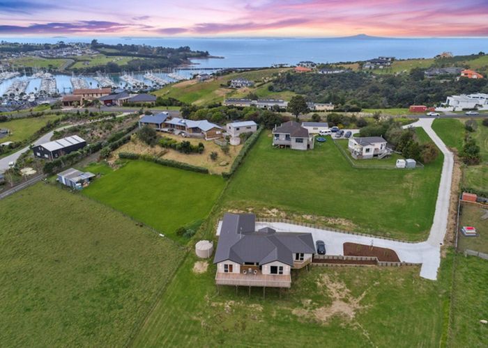  at 38 Roberts Road, Matakatia, Whangaparaoa