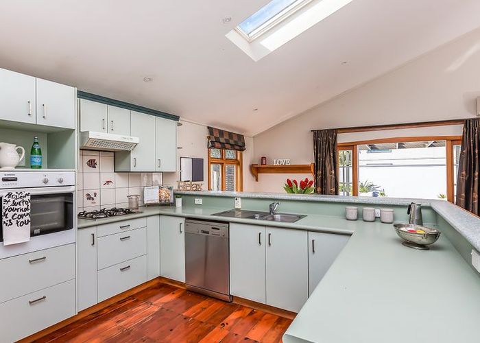  at 14 Devonshire Road, Miramar, Wellington