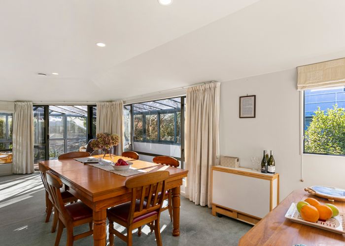  at 2/89 Washington Avenue, Brooklyn, Wellington