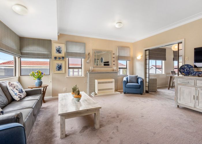  at 521 Hillsborough Road, Mount Roskill, Auckland