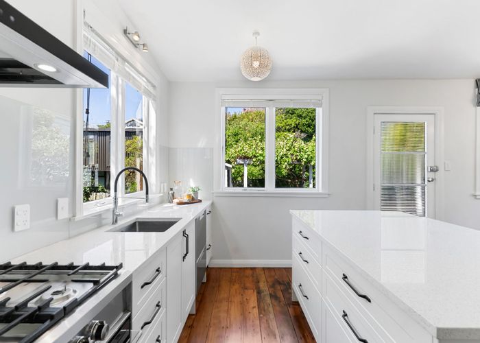  at 1 Chatham Street, Berhampore, Wellington, Wellington