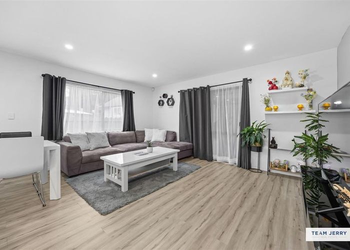  at 1/5 Malaspina Place, Papatoetoe, Manukau City, Auckland