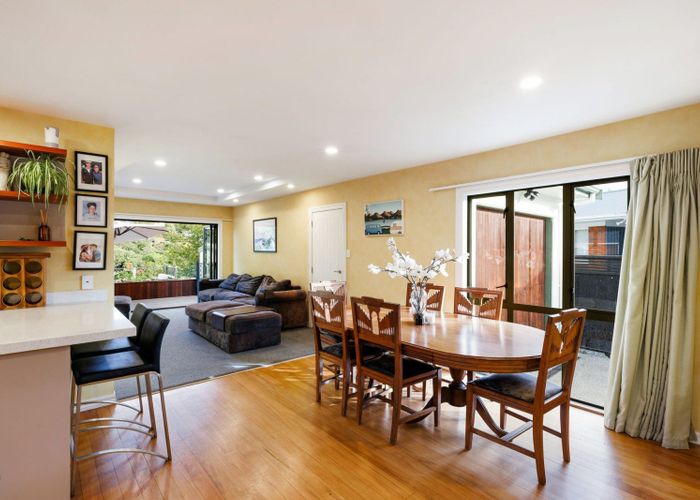  at 16 Cranwell Place, Hillcrest, Hamilton