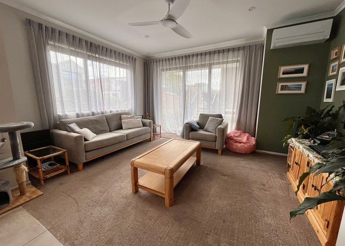  at 2 Kapia Road, Westgate, Waitakere City, Auckland