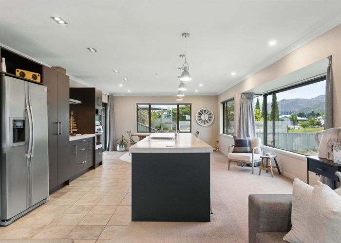  at 2 Elizabeth Place, Clyde, Clyde