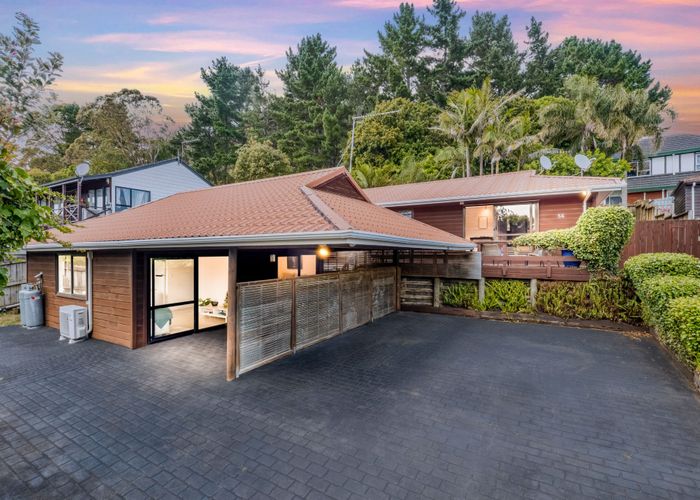  at 56 & 56A Glennandrew Drive, Half Moon Bay, Manukau City, Auckland