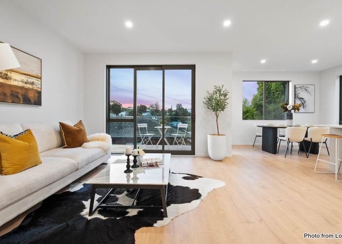  at 144A Oaktree Avenue, Browns Bay, North Shore City, Auckland