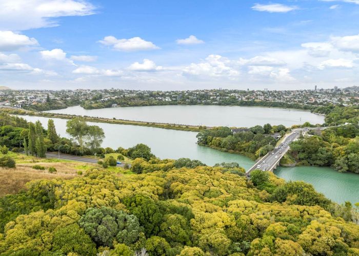  at 33 Awarua Crescent, Orakei, Auckland City, Auckland